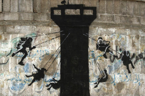 banksy-invades-gaza-for-artists-newest-project-3-1
