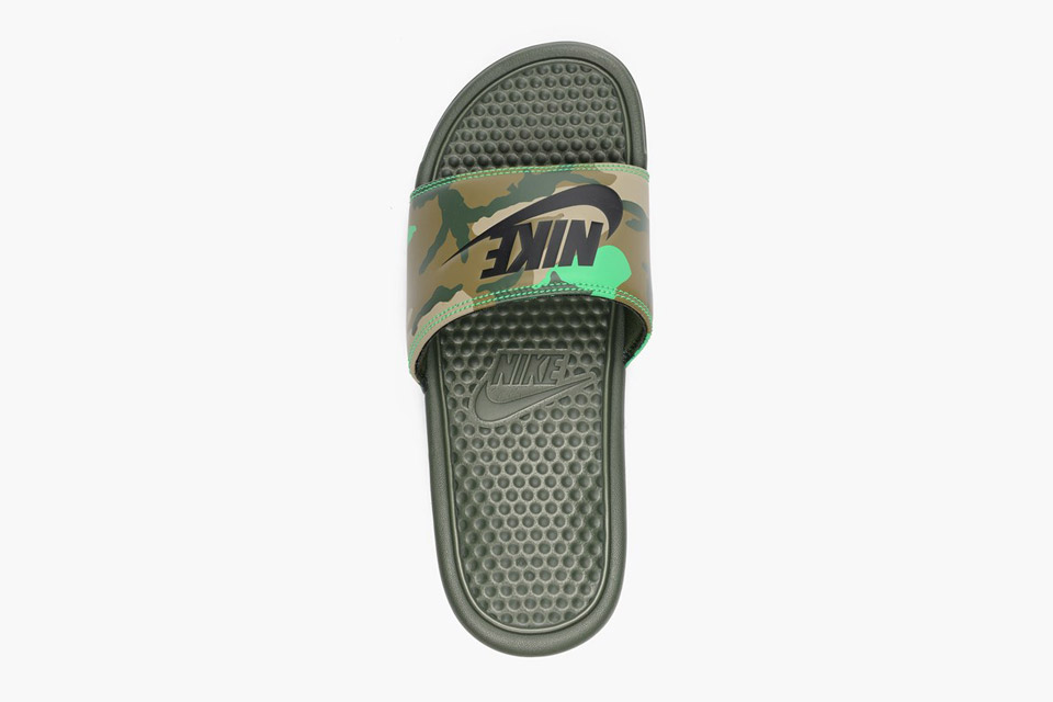 nike camouflage slippers