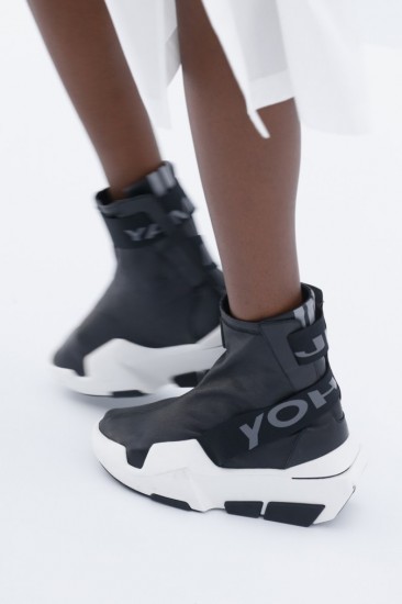 y-3-2017-spring-summer-footwear-collection-first-look-5