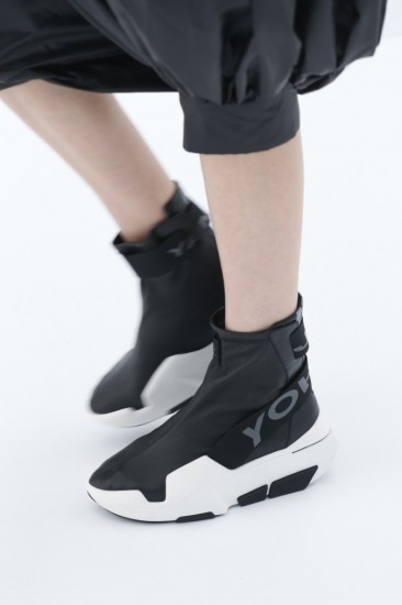 y-3-2017-spring-summer-footwear-collection-first-look-7