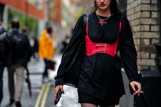 streetsnaps-london-fashion-week-september-2016-part-1-4